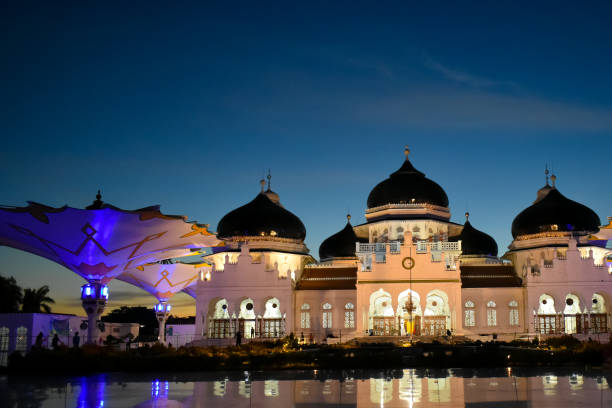 istock The Baiturrahman Grand Mosque 1463300589
