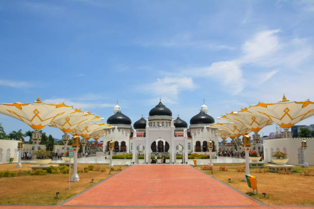 istock The Baiturrahman Grand Mosque in Banda Aceh 1463300908