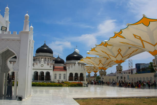 istock The Baiturrahman Grand Mosque in Banda Aceh 1463300909