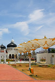 die-baiturrahman-moschee-in-banda-aceh.jpg?b=1&s=170x170&k=20&c=TrtErF2leRnPASGn7Zpul6IyqSF6xlo6WnyYZXarDm4=