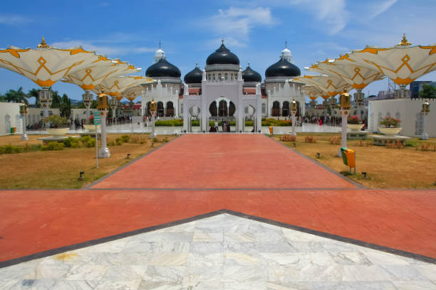 istock The Baiturrahman Grand Mosque in Banda Aceh 1463301805