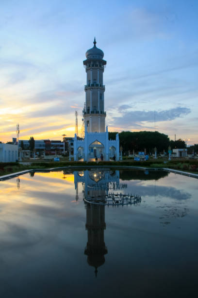 istock The Baiturrahman Grand Mosque in Banda Aceh 1463302387