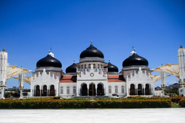istock The Baiturrahman Grand Mosque in Banda Aceh 1463303944