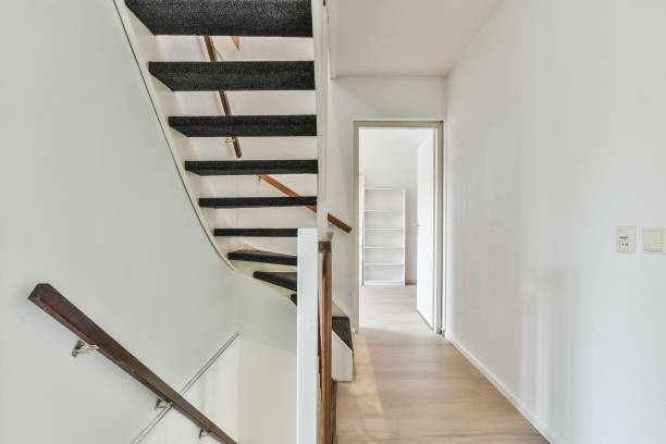 istock Second-floor hallway in a modern residential house 1463389844