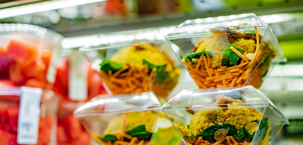 istock Ready to eat meals displayed in a commercial refrigerator 1463498193