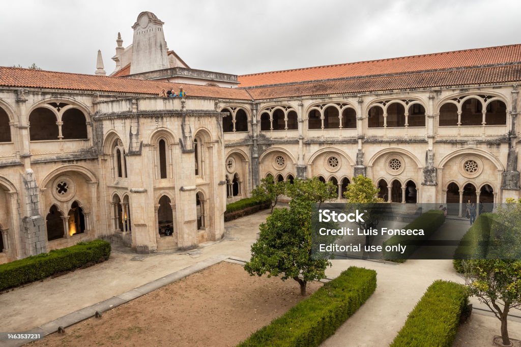 ポルトガルのアルコバサ修道院にあるdディニスの回廊 2022年のストックフォトや画像を多数ご用意 2022年, アルコバサ, アルコ