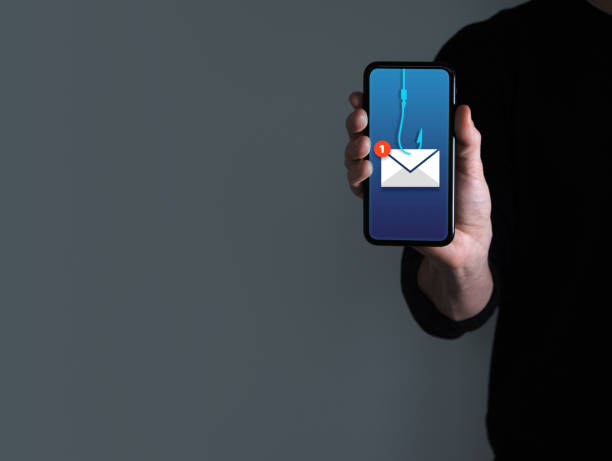 istock Phishing Bait alert concept on a smartphone screen 1463571138