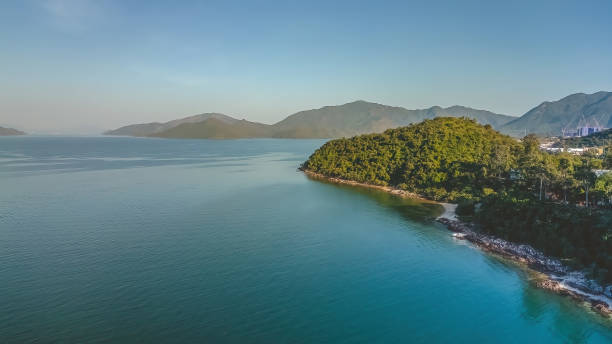 litoral da baía de estrelas-do-mar em ma on shan, hong kong. 23 dez 2022 - outlying islands - fotografias e filmes do acervo