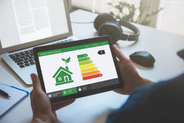istock Energy efficiency mobile app on screen, eco house 1463684506