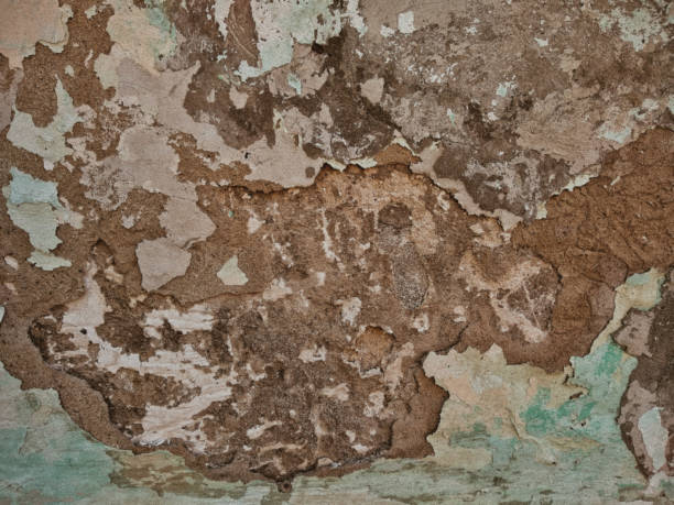 istock Closeup shot of an old half-broken wall 1463732019