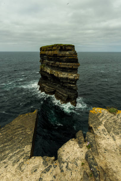 istock Gloomy shot in Downpatrick Head Muingreevagh Ireland 1463754389