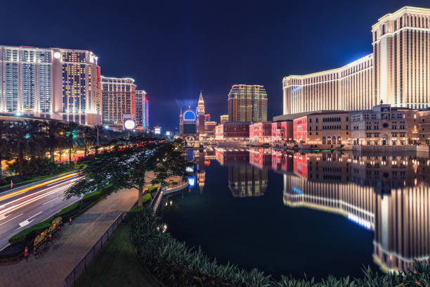 istock City district and pond at evening time. 1463811686