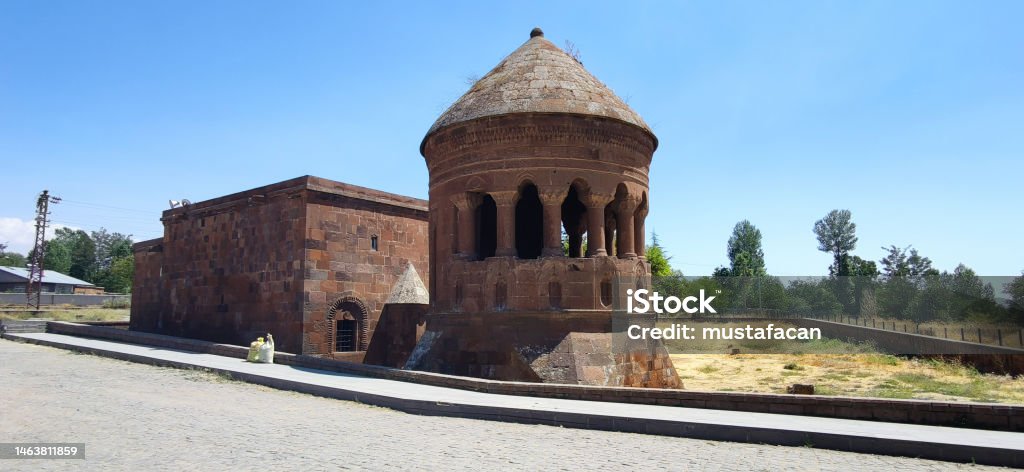 Bayindir Dome Bayindir Cupola is located is the old center of Ahlat. Cupola, had been a symbol of Ahlat by its elegant style and its dimention. Ancient Stock Photo