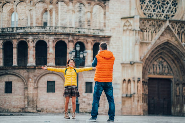 istock Couple in Valencia taking photos 1463817073