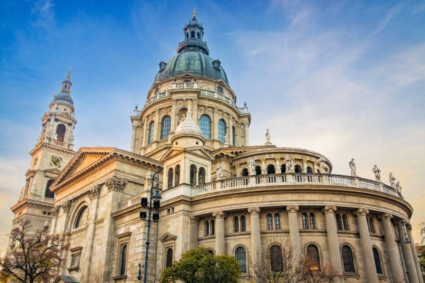 istock Scenic St. Stephen's Basilica exterior at sunset in Budapest 1463837085
