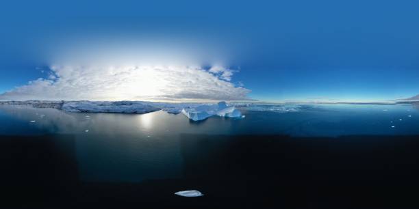 Icebergs in Greenland (Ilulissat)