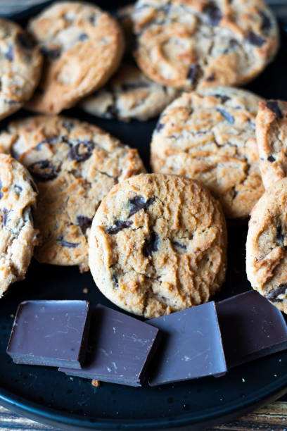 istock Chocolate cookies with pieces of chocolate 1463863773