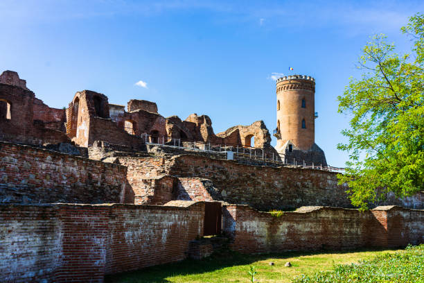 la torre chindia o turnul chindiei è una torre della corte reale di targoviste situata nel centro di targoviste, in romania - tirgoviste foto e immagini stock