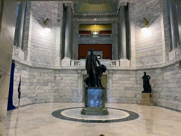 istock Statue of Lincoln inside the Kentucky State Capitol 1463902404