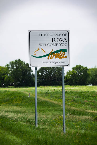 Welcome to Iowa sign 1