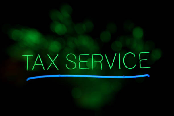 istock Vintage Tax Service Neon Sign 1464100606