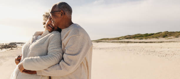 istock Falling in love at the beach 1464123478