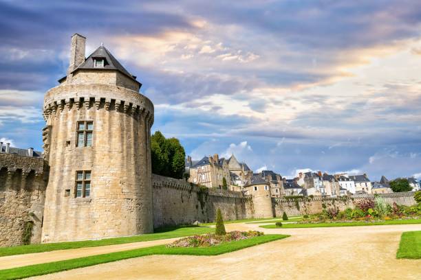 istock Vannes, the ramparts garden 1464124070