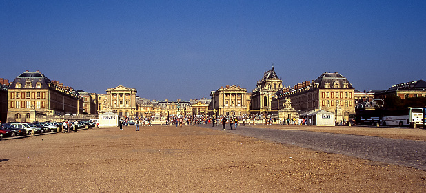Versailles, Pais, France - aug 14, 1997: view of the majestic palace of Versailles from the square in front