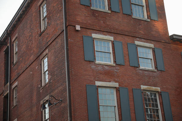 istock Old Brick building in urban city 1464306141