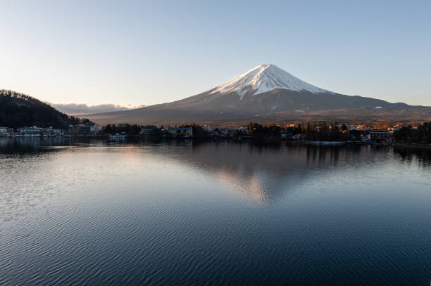 istock Mount Fuji at Sunrise 1464348116