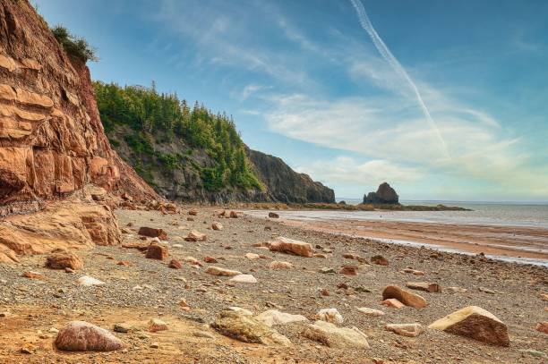 istock Low-angle of beach and seamount at Five islands 1464391209