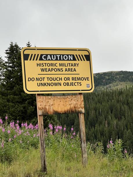 istock Warning signpost on a mountain in Colorado 1464393353