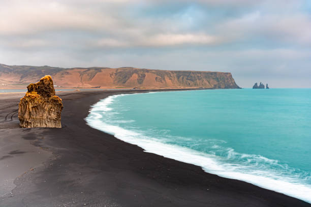istock Mesmerizing view of a Reynisfjara Beach in Vik, Iceland 1464411463