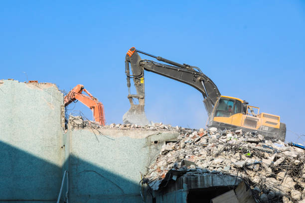 istock Earthquake Zone, Destruction and Debris, Search and Rescue Work 1464463410