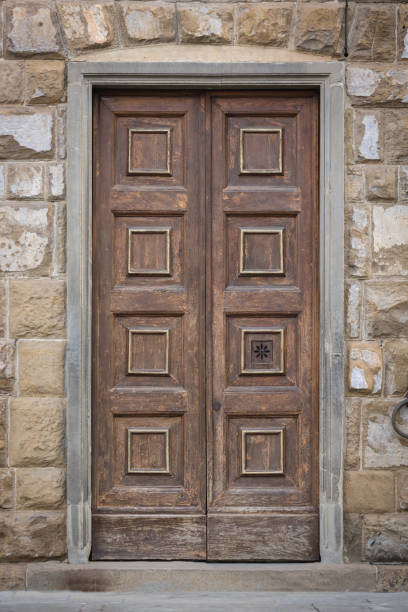 istock Old wooden door 1464494983