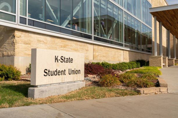 K-State Student Union on the Campus of Kansas State University K-State Student Union on the campus of Kansas State University. ncaa college conference team stock pictures, royalty-free photos & images