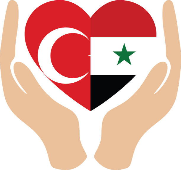 hände, die ein herz mit einer flagge der türkei und syriens halten - erdbeben türkei stock-grafiken, -clipart, -cartoons und -symbole