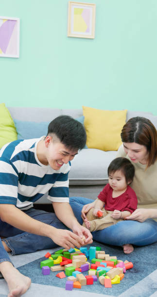 istock happy asian family 1464632694