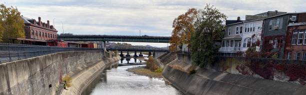 istock Canal Place, Wills creek, Cumberland 1464681886