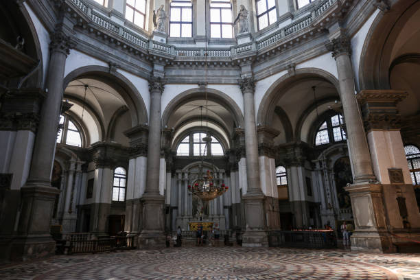 wenecja, włochy - bazylika santa maria della salute - madonna della salute zdjęcia i obrazy z banku zdjęć