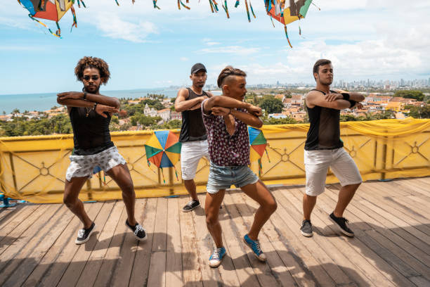 Dancers, Dancing, Group performance, Street performers, Street dancing
