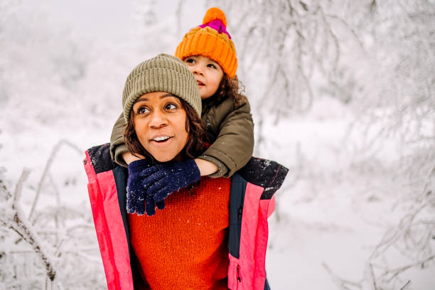 istock Beautiful snowy day 1464759981