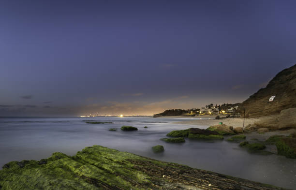 istock Mesmerizing view of a beautiful seascape at scenic sunset 1464974529