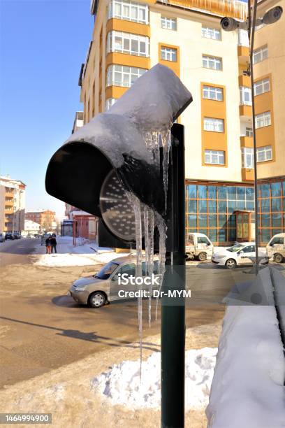 Snow And Ice On A Traffic Light Common View During Winter In Erzurum Travel To Turkey Cold Weather 50 Degrees Celsius Ice Snow Freeze Frostiness Icing Frozen Frosting Stock Photo - Download Image Now