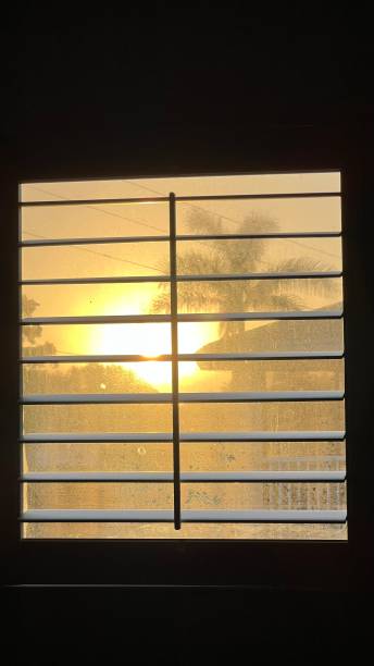 istock SUNRISE IS A TIME WHEN THEIR IS PEACE AND QUIET 1465000891