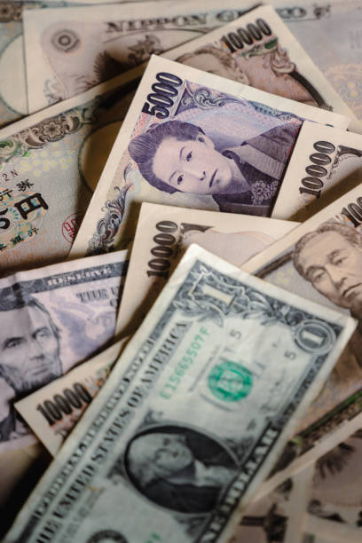 istock American dollars and Japanese yen 1465029271
