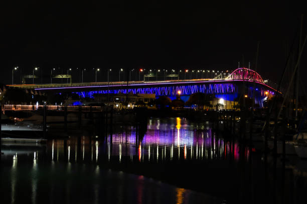 istock Auckland Harbour Bridge Night View 1465138822