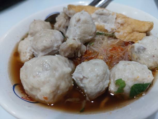 istock Meat ball with noodles and tofu 1465196496