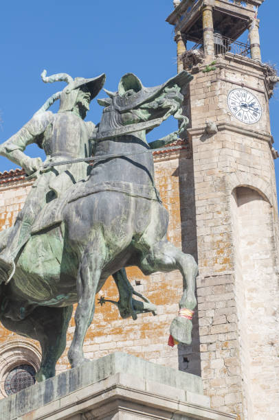 Vertical shot of Francisco Pizarro Equestrian Monument in the city of Trujillo, Caceres, Spain A vertical shot of Francisco Pizarro Equestrian Monument in the city of Trujillo, Caceres, Spain francisco pizarro stock pictures, royalty-free photos & images
