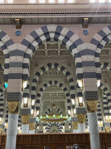 istock Almasjed annabawi  . Mosque 1465264212